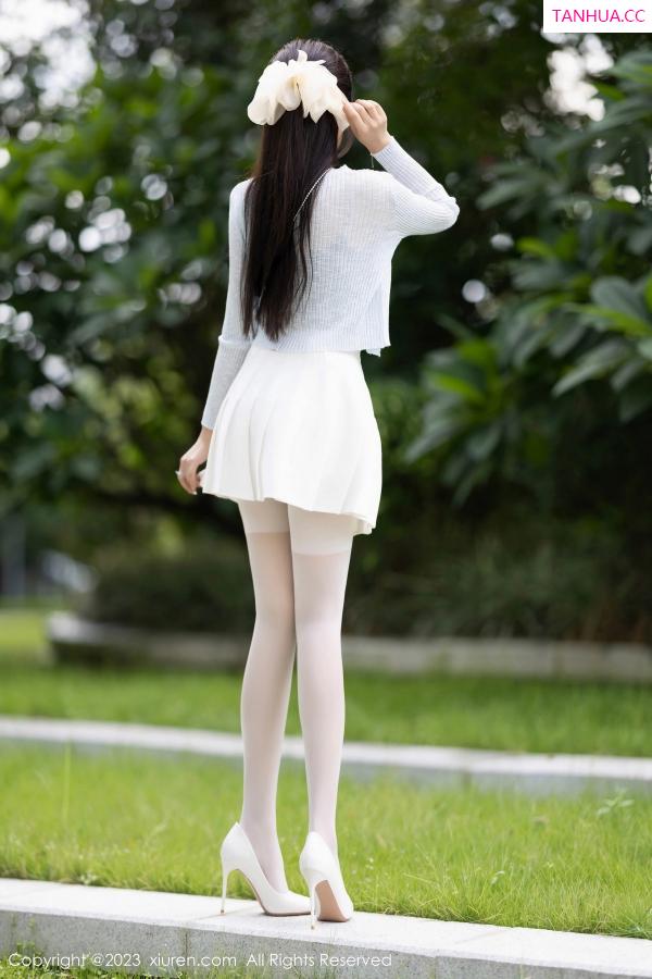 王馨瑶  [XiuRen]高清写真图 2023.10.16 No.7515 王馨瑶yanni 丝袜美腿第10张图片